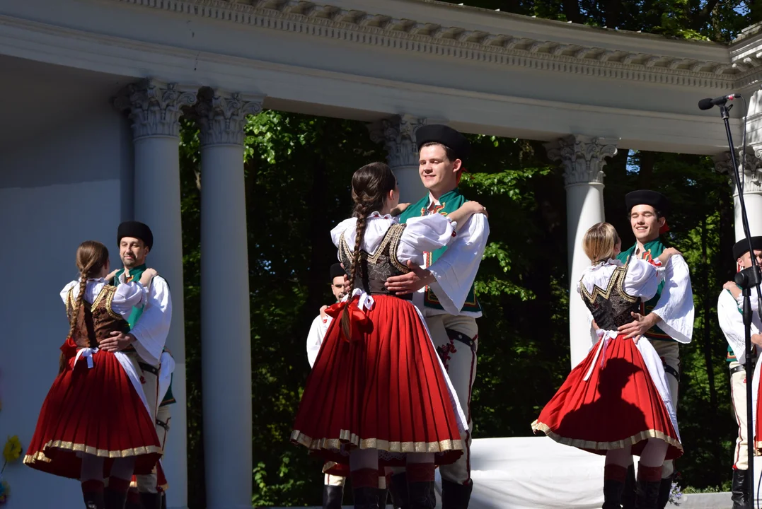 Spotkanie z folklorem w Parku Julianowskim