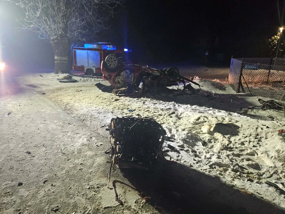 Zderzenie ciężarówki i osobówki na drodze krajowej nr 71