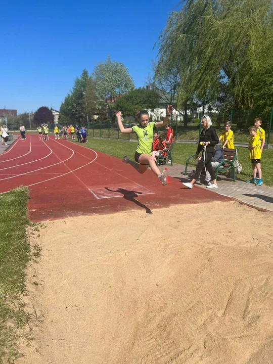 Mistrzostwa Powiatu Piotrkowskiego Szkół Podstawowych w Czwórboju Lekkoatletycznym