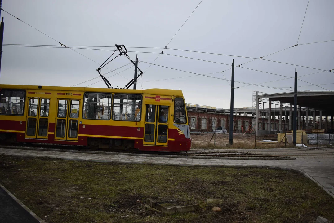 Tak zmienia się teren byłej zajezdni tramwajowej na Helenówku