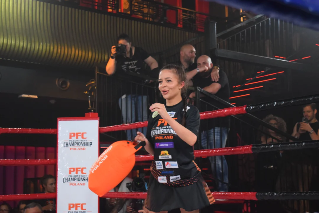 Gala PFC - pierwsza w Polsce bitwa na poduszki na ringu