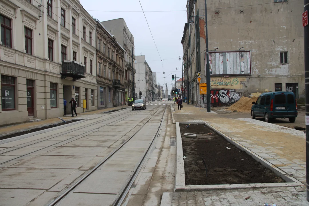 Tramwaje i autobusy MPK Łódź powróciły na Legionów