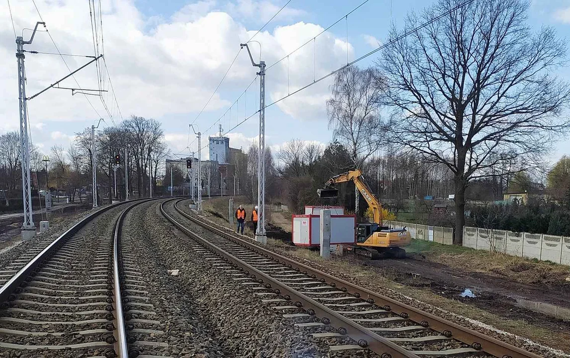 Trwa budowa przystanku kolejowego Pabianice Północne