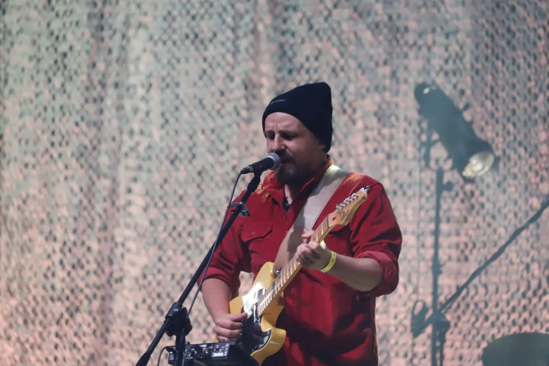 Koncert Pawła Domagały w Łodzi. Artysta zabrał publiczność do swojej „Narni” [zdjęcia + wywiad] - Zdjęcie główne