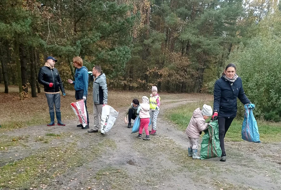 Akcja sprzątania śmieci w Teresinie