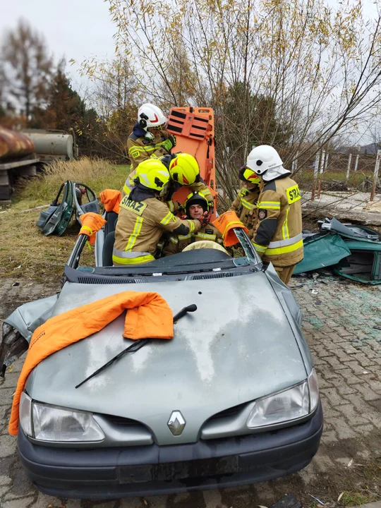 Strażacy z powiatu kutnowskiego wzięli udział w specjalnym szkoleniu przygotowanym przez Komendę Wojewódzką Państwowej Straży Pożarnej w Łodzi