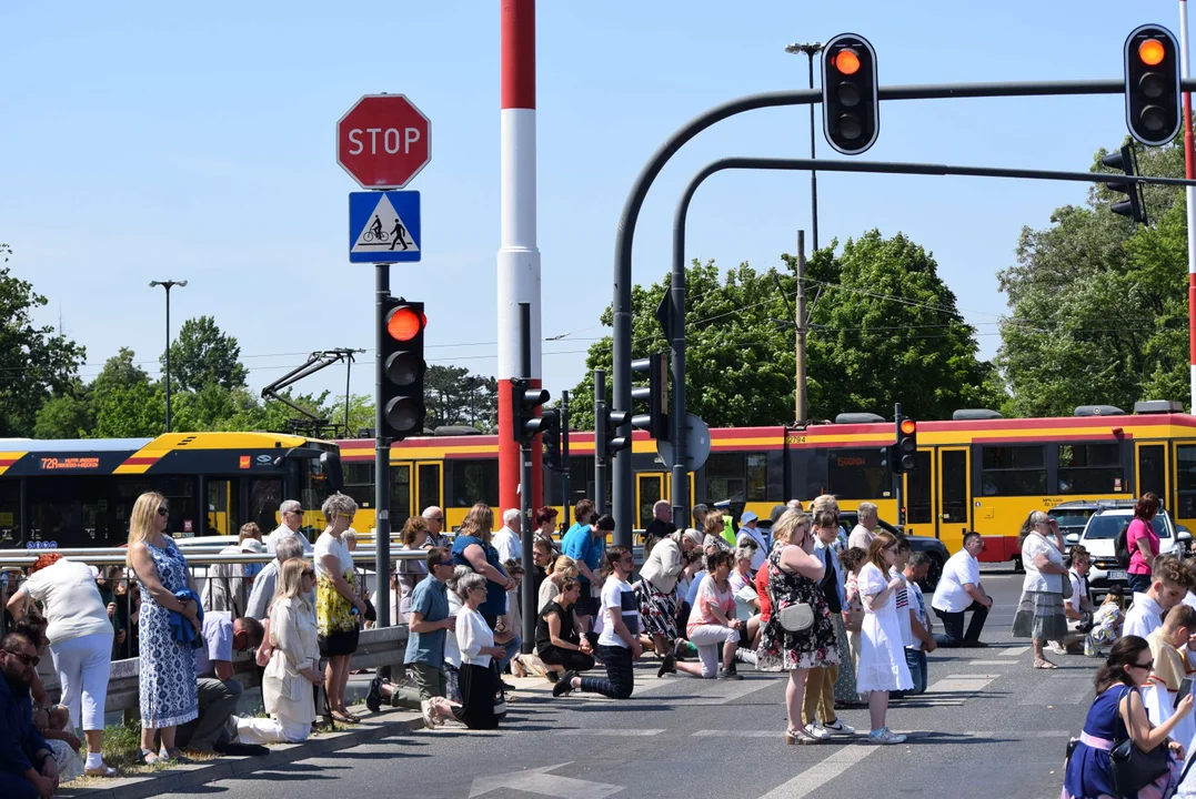 Procesje Bożego Ciała przeszły ulicami Łodzi