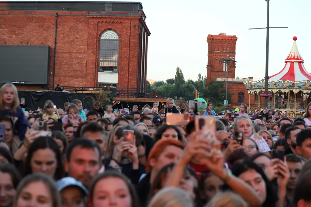 Dawid Kwiatkowski otwiera urodzinową scenę w Manufakturze