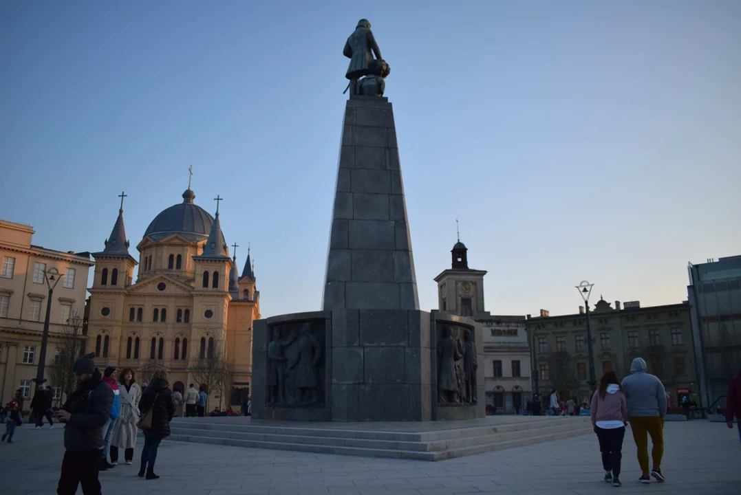 Plac Wolności w Łodzi po otwarciu