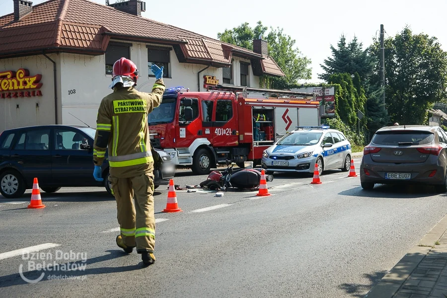 Wypadek na ulicy Czaplinieckiej. Skuter zderzył się z fordem [FOTO] - Zdjęcie główne