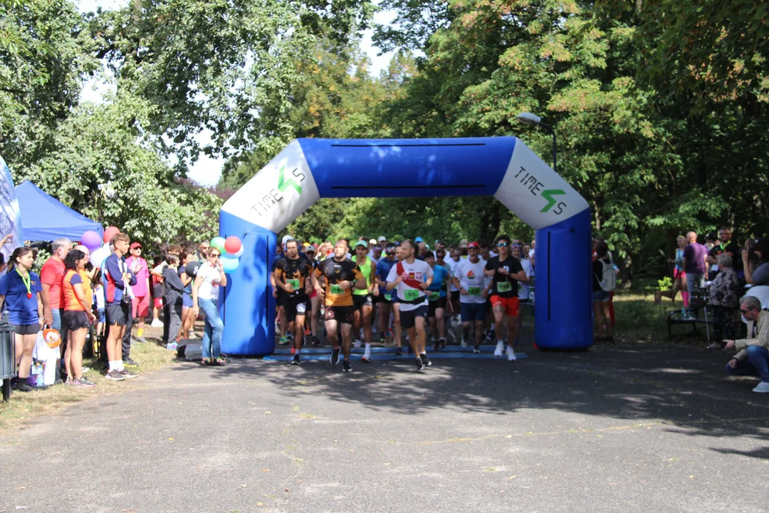 Bieg "Szczęśliwa 13" w parku Baden-Powella w Łodzi