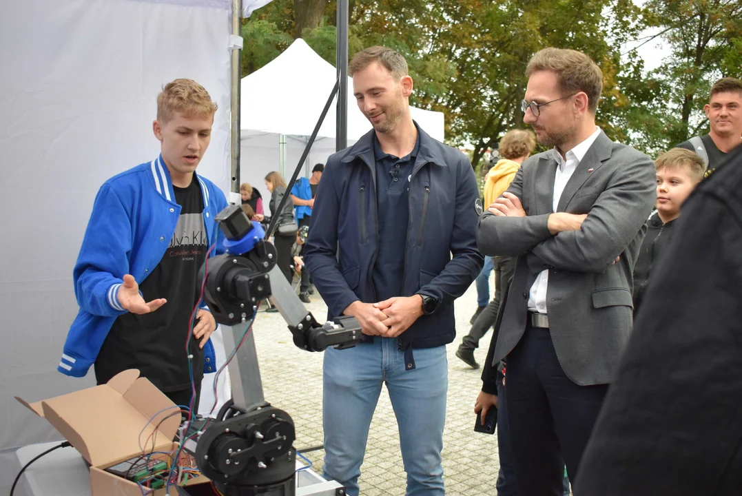 Łódzki astronauta Sławosz Uznański spotkał się z mieszkańcami na pikniku Stacja Łódź [ZDJĘCIA] - Zdjęcie główne