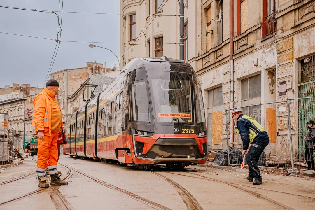 Pierwsze tramwaje na ulicy Legionów w Łodzi