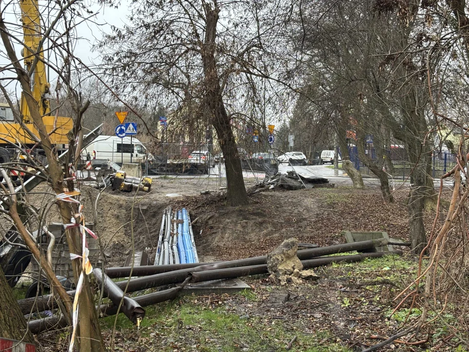 Trwa odbudowa mostku na ulicy Siewnej w Łodzi