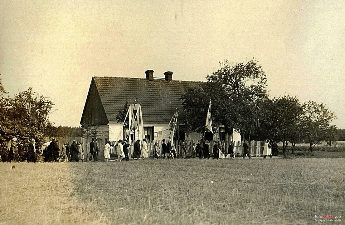 Stare zdjęcia mieszkańców Zgierza i okolic. Zobacz, jak wyglądała ich codzienność na archiwalnych fotografiach [galeria] - Zdjęcie główne