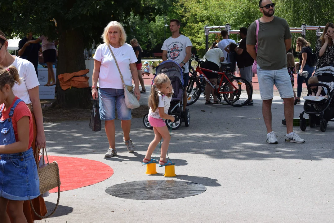 Akademia Cyrkowa w parku na Zdrowiu