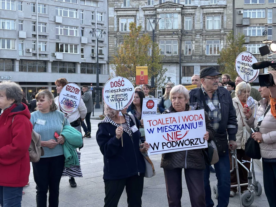 Manifestacja Łódzkiego Stowarzyszenia Lokatorów