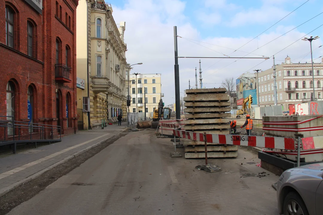 Budowa torowiska tymczasowego na al. Kościuszki w Łodzi