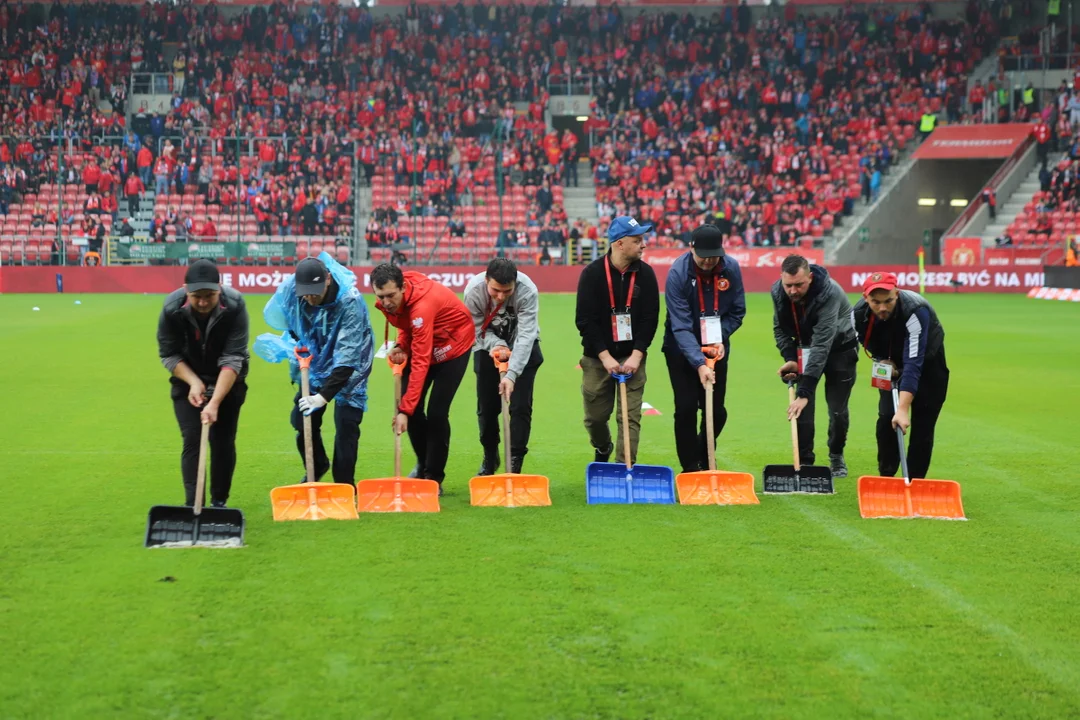 Mecz Widzew Łódź - Ruch Chorzów odwołany