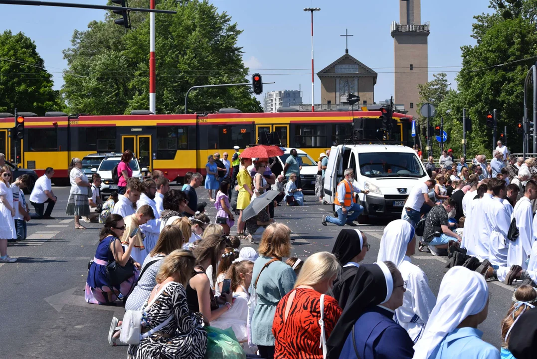 Procesje Bożego Ciała przeszły ulicami Łodzi