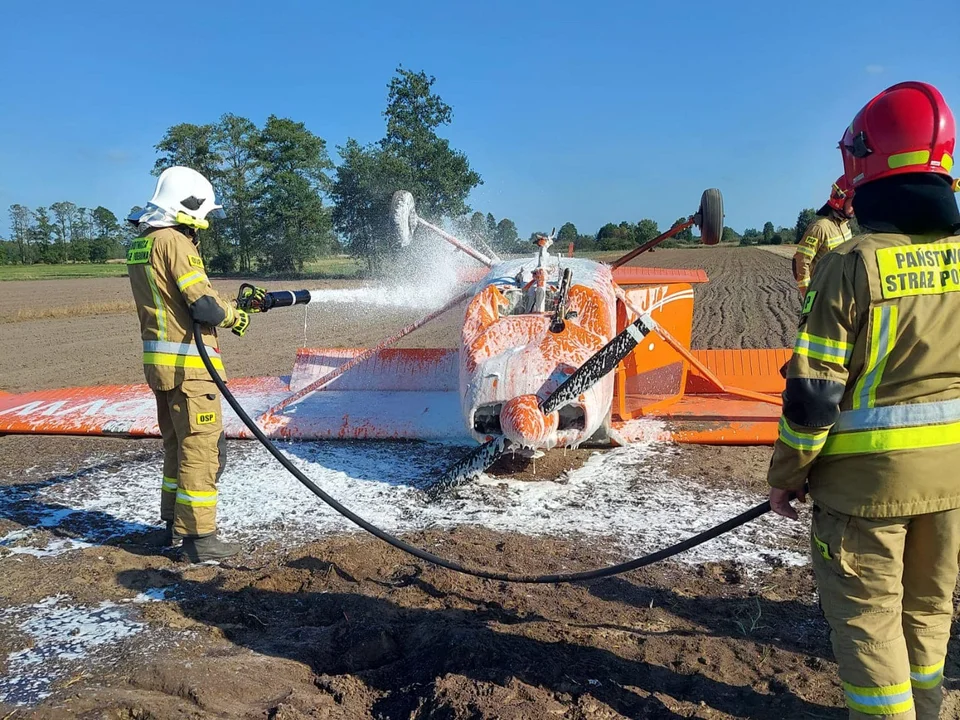 Z regionu: Wypadek awionetki zrzucającej szczepionki. Załoga trafiła do szpitala [FOTO] - Zdjęcie główne