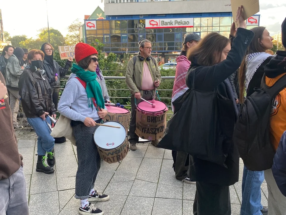 Kilkaset osób pod Manhattanem w geście solidarności z Gazą
