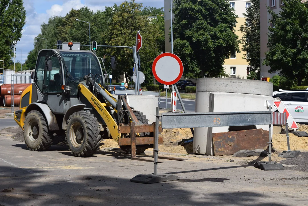 Utrudnienia w ruchu na zgierskich ulicach. Trwają remonty dróg [zdjęcia] - Zdjęcie główne