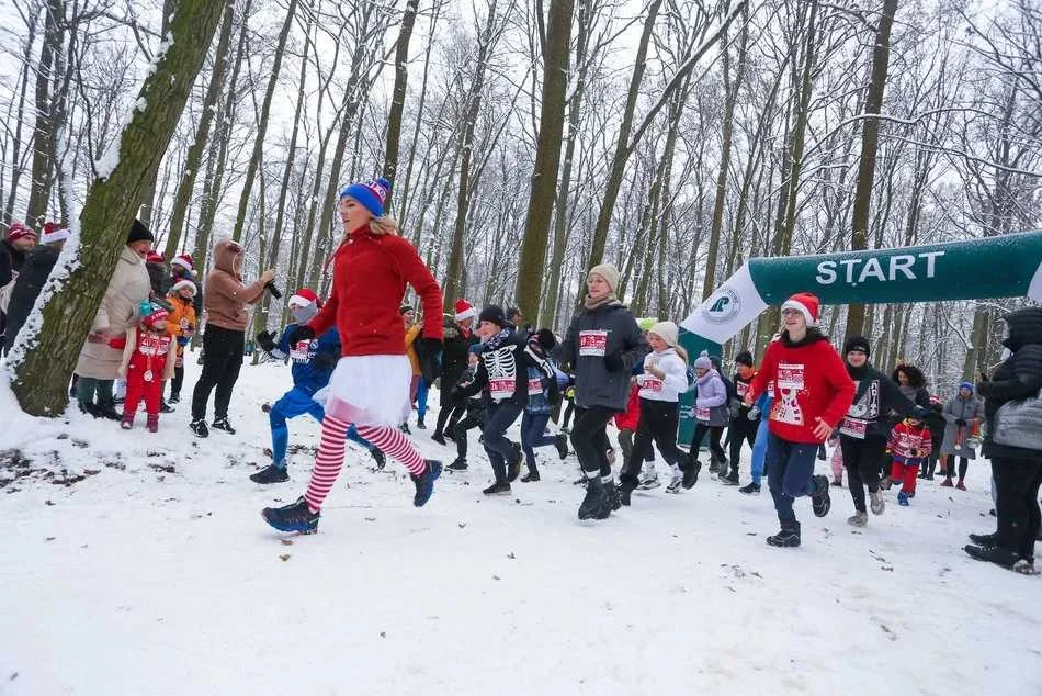 Xmas Run 2023 w Lesie Łagiewnickim w Łodzi