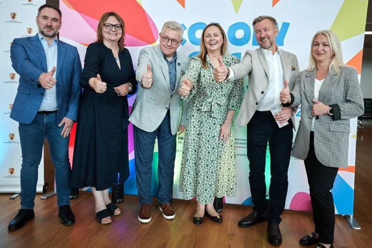 Łódzkie dla Ciebie. Wsparcie dla seniorów, młodych naukowców i turystyki