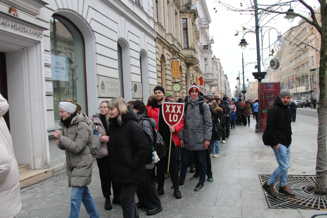 Polonez dla Łodzi 2024 na ul. Piotrkowskiej w Łodzi