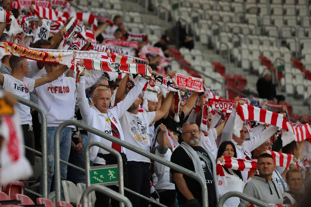 Kibice ŁKS-u Łódź podczas meczu z Wartą Poznań