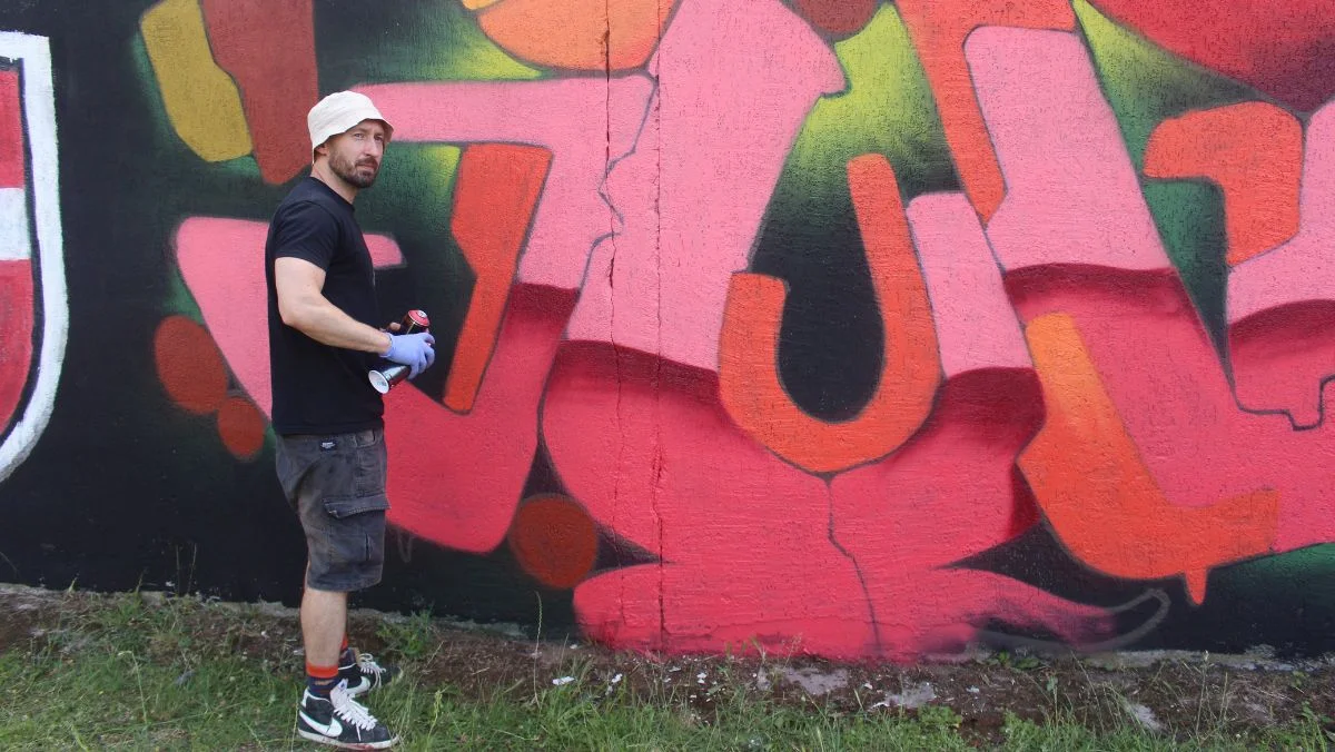 Graffiti na kutnowskim osiedlu wzbudziło sensację