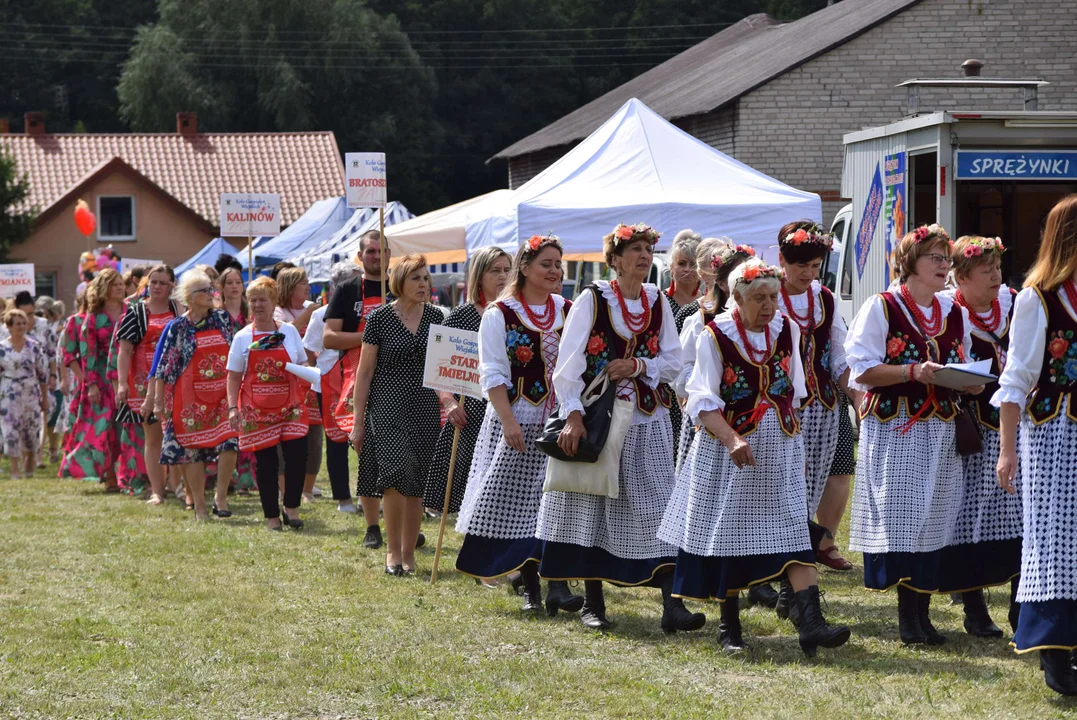 Dożynki gminy Stryków w Warszewicach