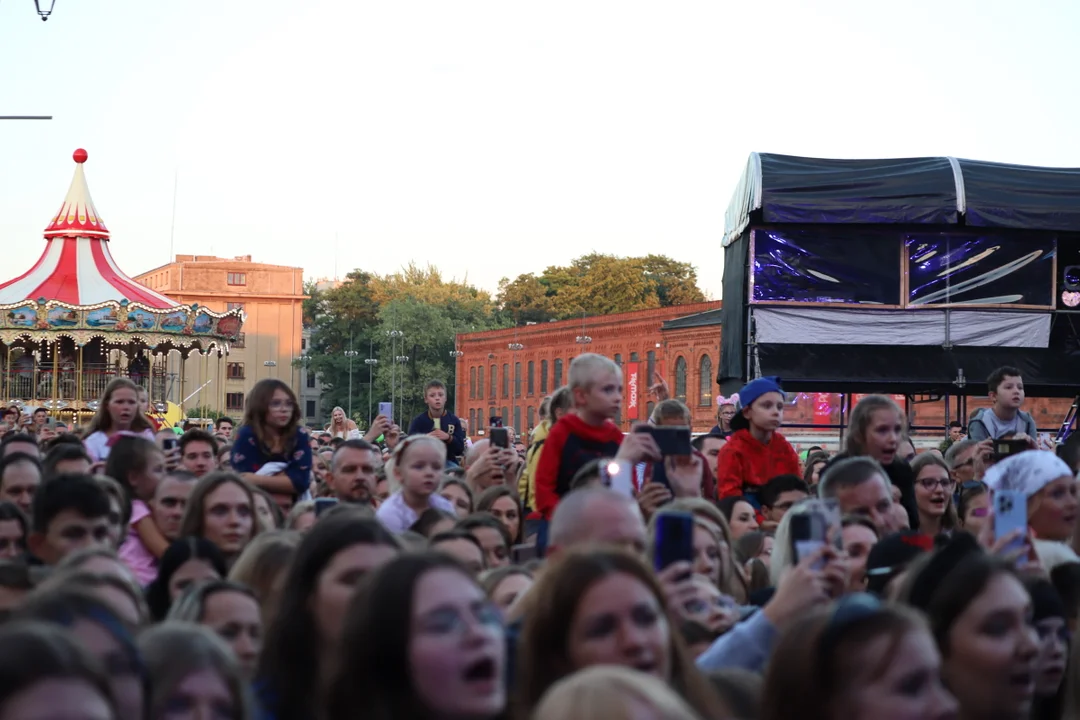 Dawid Kwiatkowski otwiera urodzinową scenę w Manufakturze