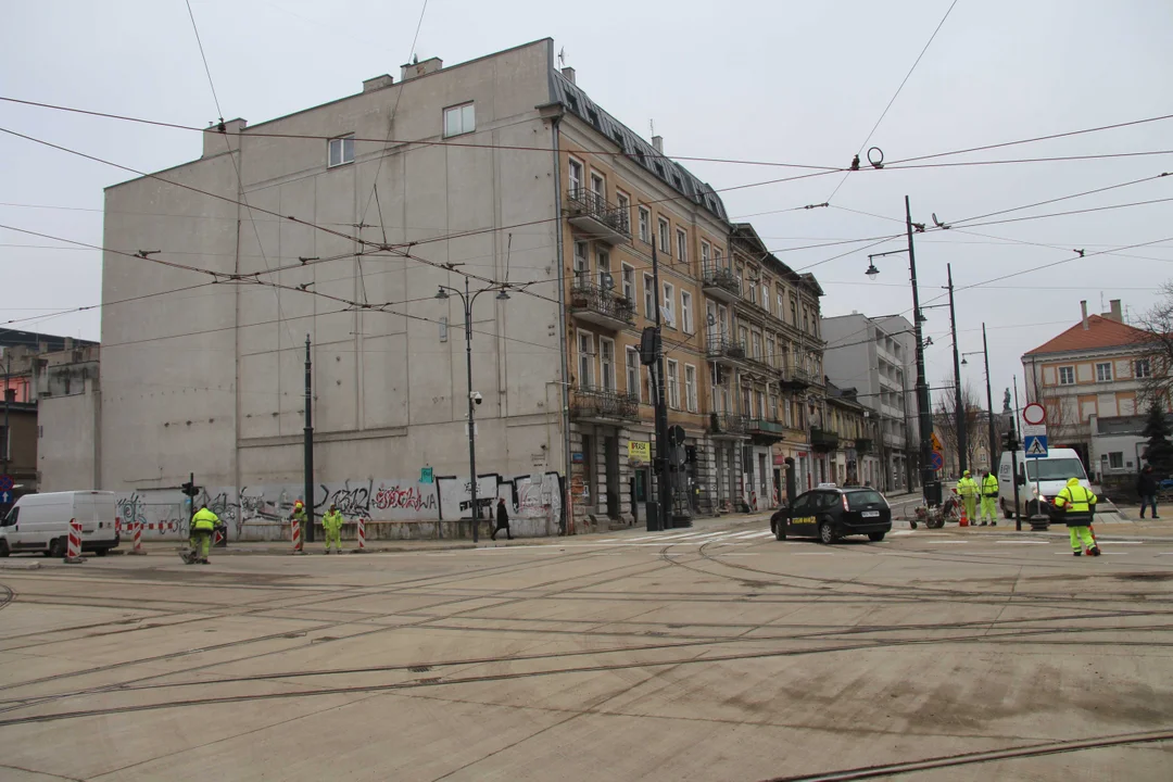 Tramwaje i autobusy MPK Łódź powróciły na Legionów