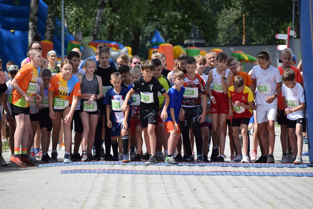 Bieg terenowy na Malince. Rozpoczęcie wakacji na sportowo [ZDJĘCIA] - Zdjęcie główne