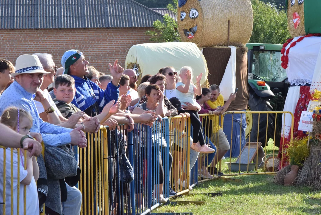 Dożynki gminy Stryków w Warszewicach