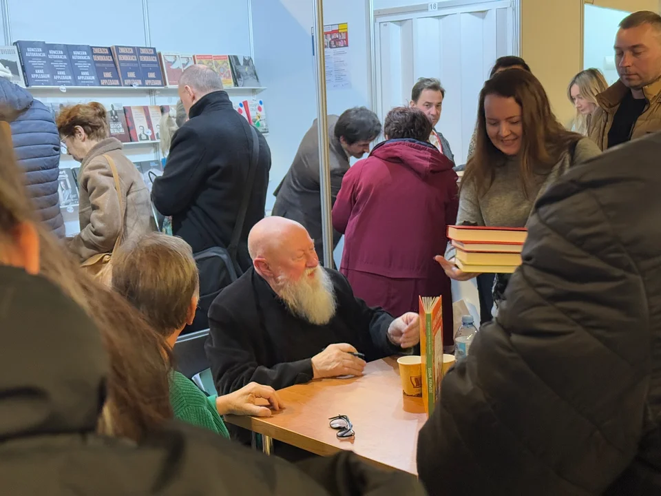 Łódzkie Targi Książki na Dworcu Łódź Fabryczna