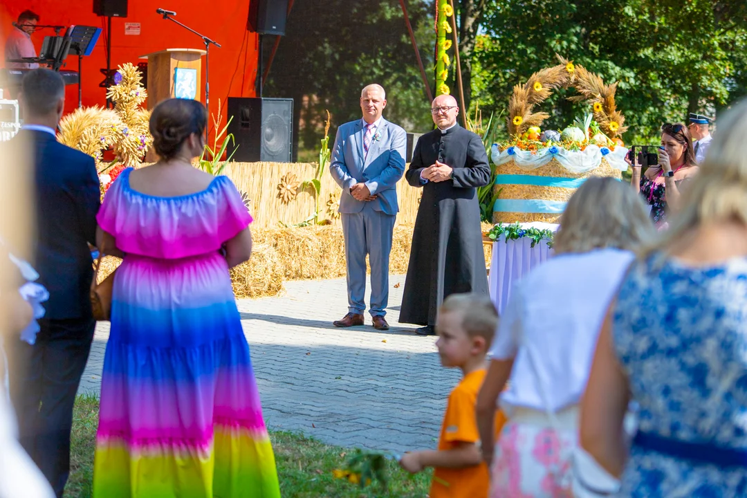 Łanięta dziękują za plony. Trwają dożynki gminno-parafialne (ZDJĘCIA) - Zdjęcie główne