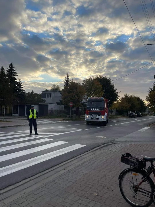 Potrącenie rowerzysty w Krośniewicach. Lądował śmigłowiec LPR