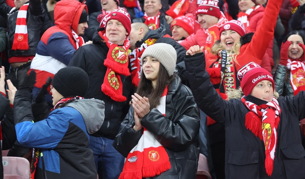 Mecz Widzew Łódź kontra Karków Częstochowa