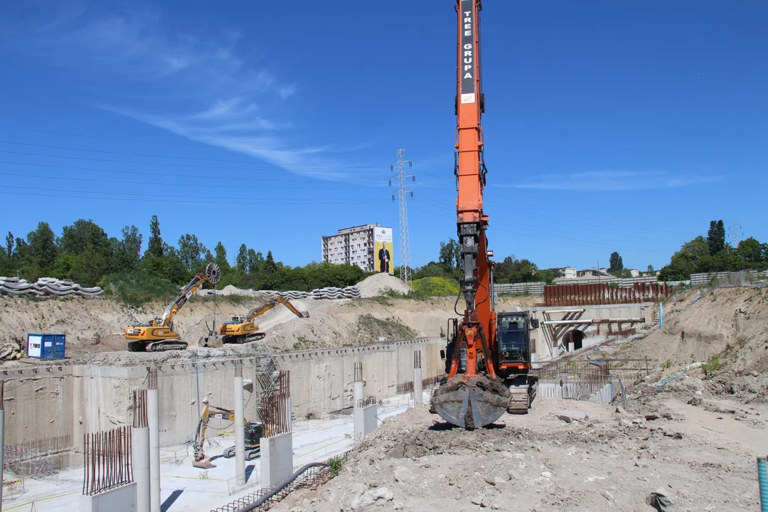 Trwa budowa tunelu kolejowego pod Łodzią - odcinek do przystanku Łódź Koziny