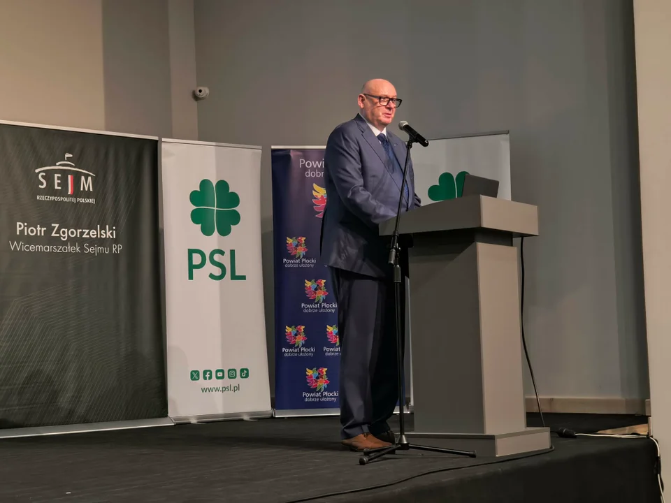 Wicemarszałek Piotr Zgorzelski o wykluczeniu komunikacyjnym Płocka: "Ani jedna duża partia, ani druga, tylko przedstawiciele naszego środowiska się za to wzięli"