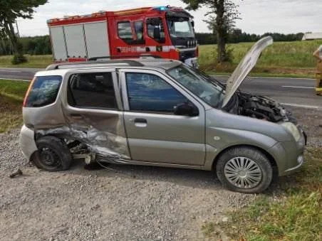 Pijany kierowca spowodował wypadek. Dwie osoby ranne, w tym dziecko - Zdjęcie główne