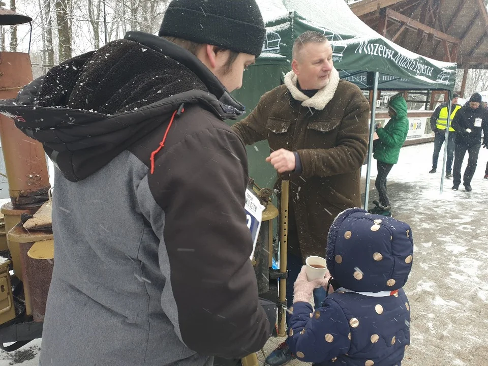 Bieg Tropem Wilczym w Zgierzu. Mimo kiepskiej pogody było naprawdę gorąco