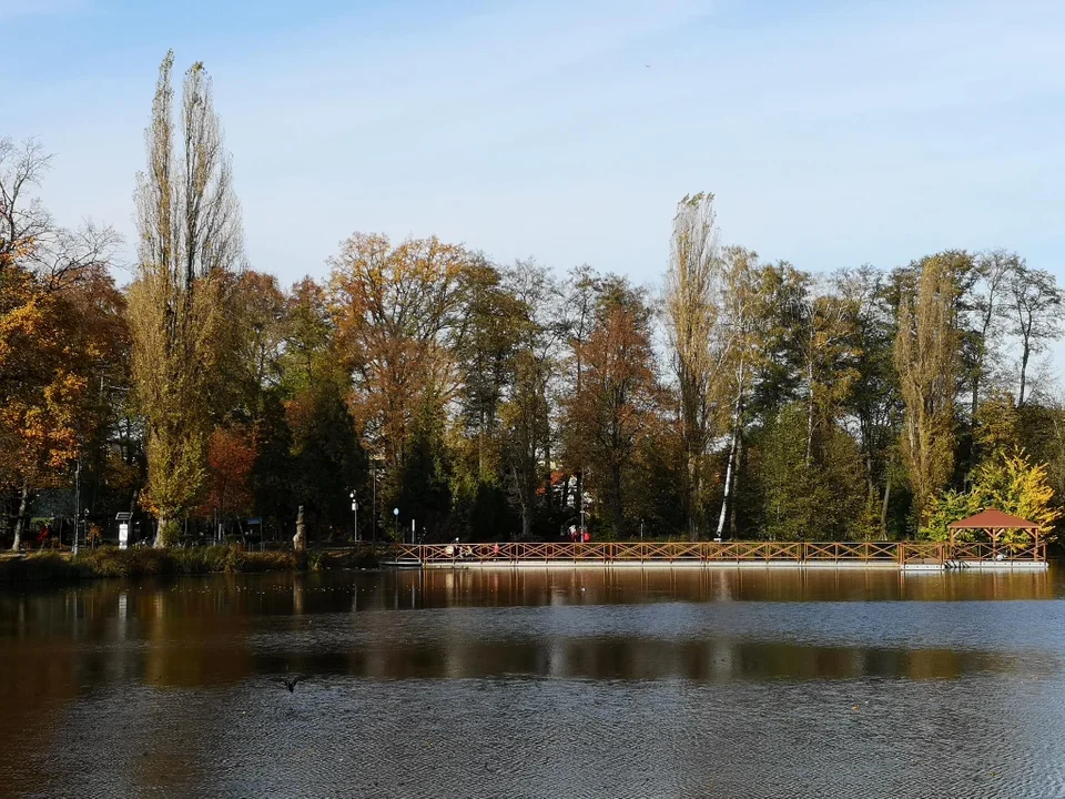 Zgierzanie korzystają z pięknej jesiennej pogody