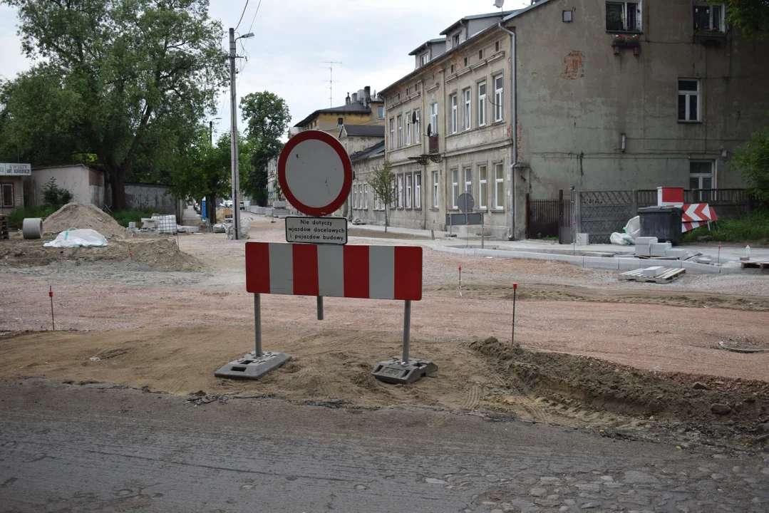 Budowa ronda na ul. 1 Maja w Zgierzu
