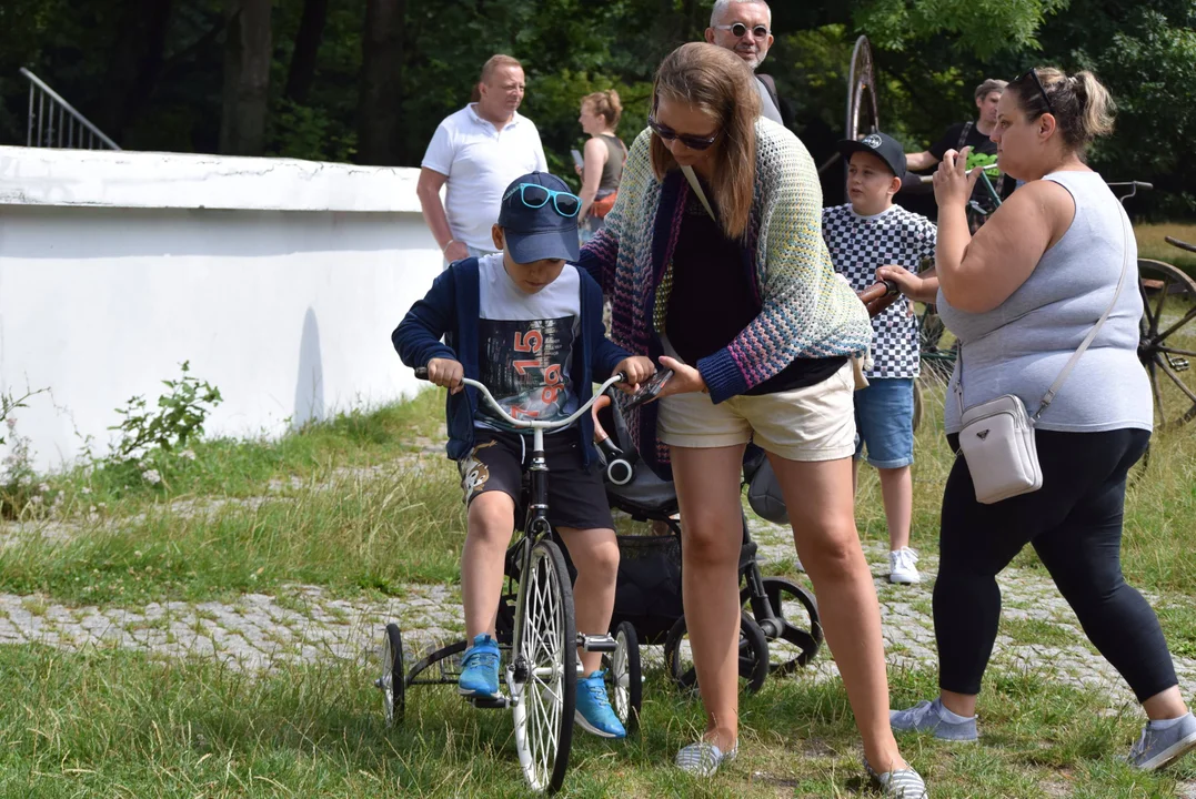 Historia rowerów w Parku Julianowskim na 600. urodizny Łodzi