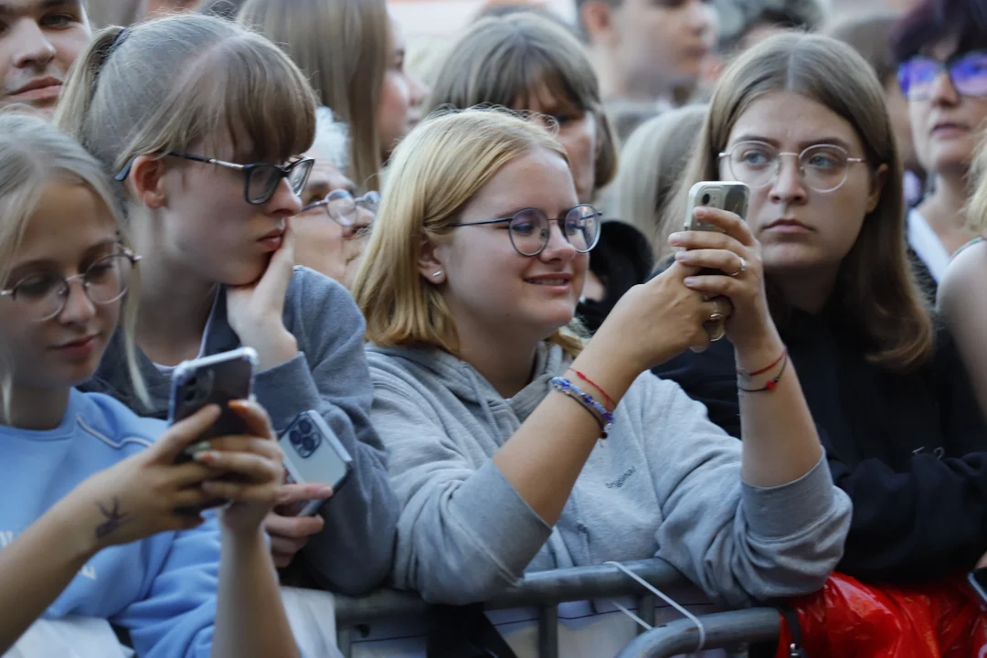 Dawid Kwiatkowski otwiera urodzinową scenę w Manufakturze