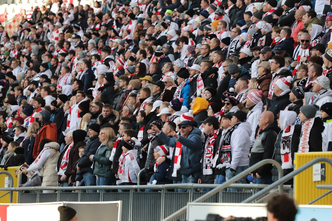 Kibice na meczu ŁKS Łódź i Ruch Chorzów